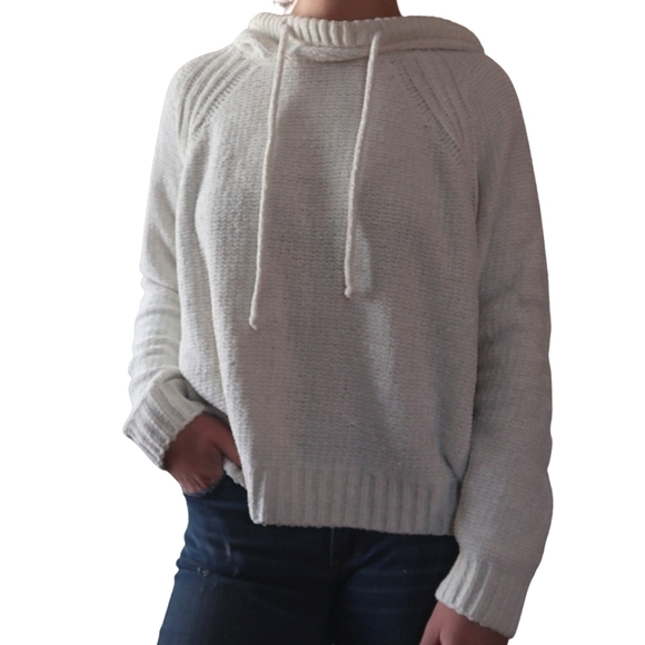 GAP Cozy White Knitted Sweater - Picture 1 of 10